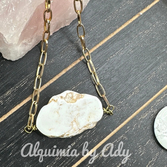 Chunky Creamy white buffalo Turquoise pendant maximalist necklace/ - Picture 2 of 6